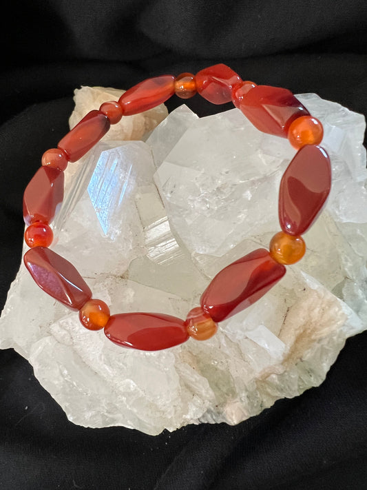 Carnelian Agate Specialty Bracelet *(A)