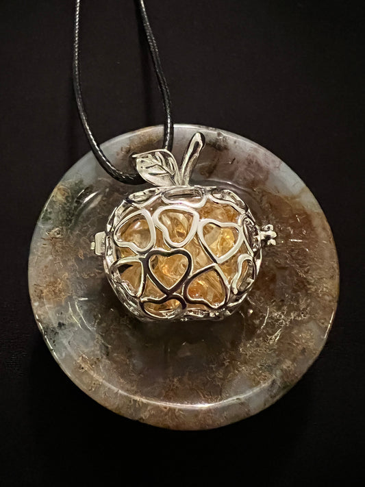 Apple Pendant (Crystal Cage)