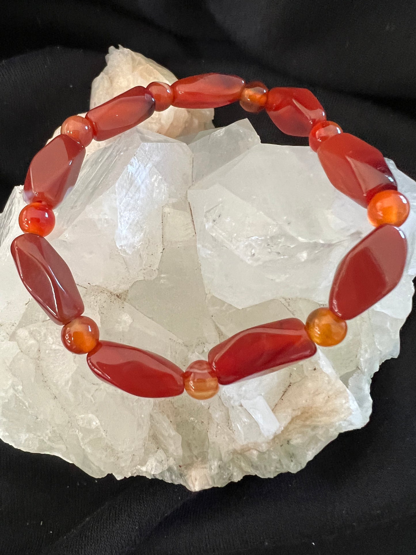 Carnelian Agate Specialty Bracelet *(A)